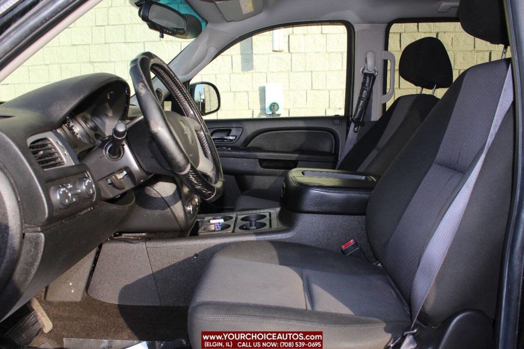 2011 Chevrolet Avalanche 4WD Crew Cab LS - 22798386 - 12