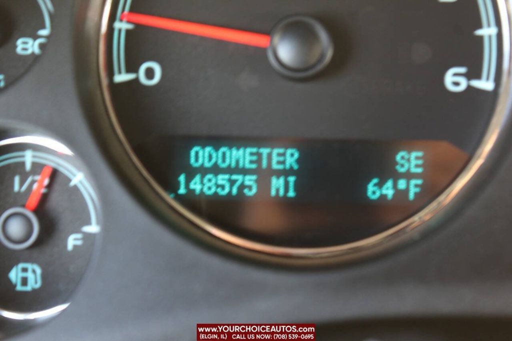 2011 Chevrolet Avalanche 4WD Crew Cab LS - 22798386 - 17