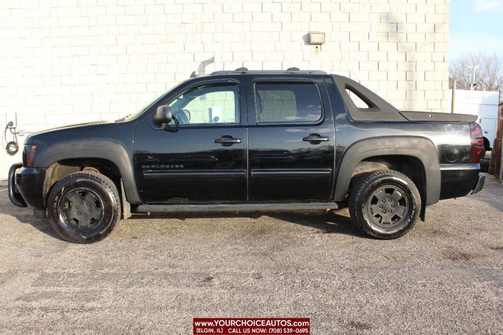 2011 Chevrolet Avalanche 4WD Crew Cab LS - 22798386 - 1