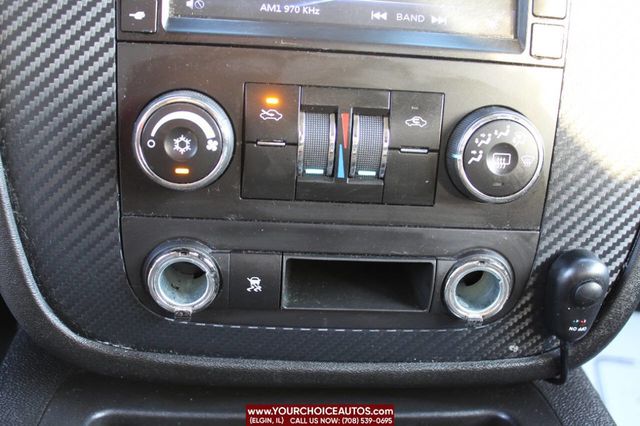 2011 Chevrolet Avalanche 4WD Crew Cab LS - 22798386 - 19