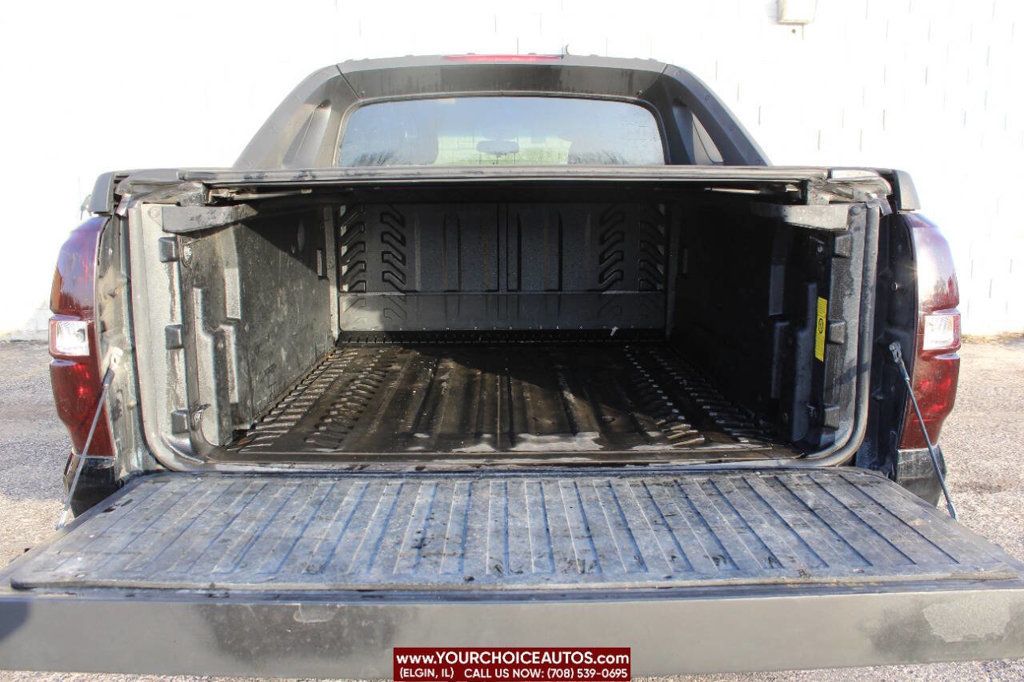 2011 Chevrolet Avalanche 4WD Crew Cab LS - 22798386 - 4