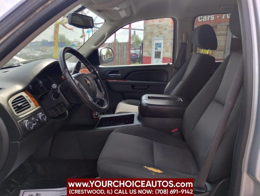 2011 Chevrolet Avalanche 4WD Crew Cab LS - 22849589 - 15