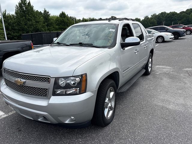 2011 Chevrolet Avalanche 4WD Crew Cab LTZ - 23049931 - 2