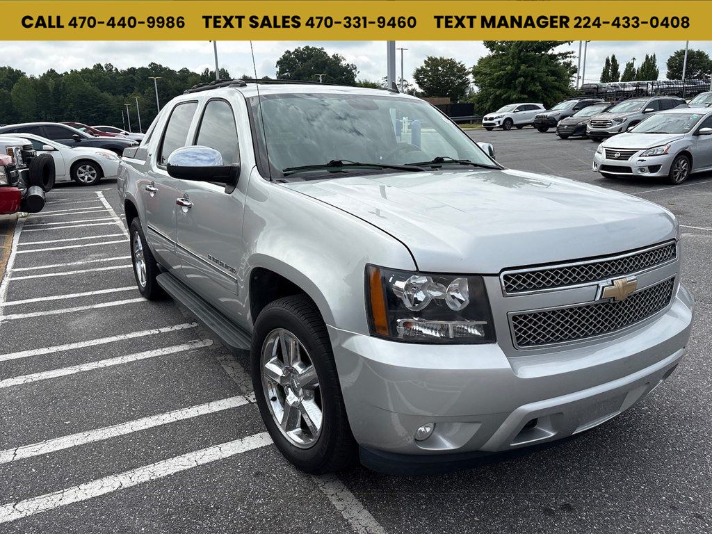 2011 Chevrolet Avalanche TEXAS OWNED ! NO RUST! NO RUST! SUPER CLEAN - 23049931 - 0