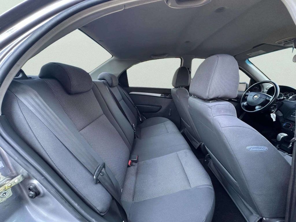 2011 Chevrolet Aveo 4dr Sedan LT w/1LT - 23050918 - 17