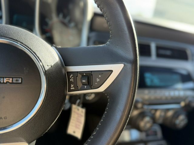 2011 Chevrolet Camaro 2dr Convertible 2LT - 23096379 - 11