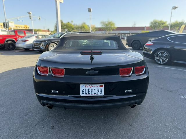 2011 Chevrolet Camaro 2dr Convertible 2LT - 23096379 - 4
