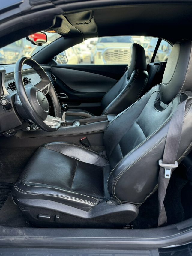 2011 Chevrolet Camaro 2dr Convertible 2LT - 23096379 - 6