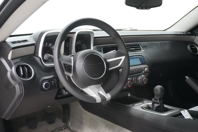 2011 Chevrolet Camaro 2dr Coupe 1LS - 22994941 - 9