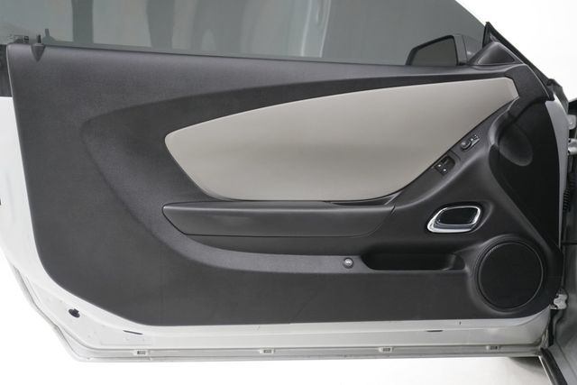 2011 Chevrolet Camaro 2dr Coupe 1LS - 22994941 - 12