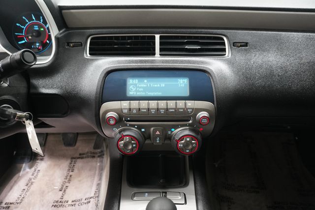 2011 Chevrolet Camaro 2dr Coupe 1LS - 22994941 - 16