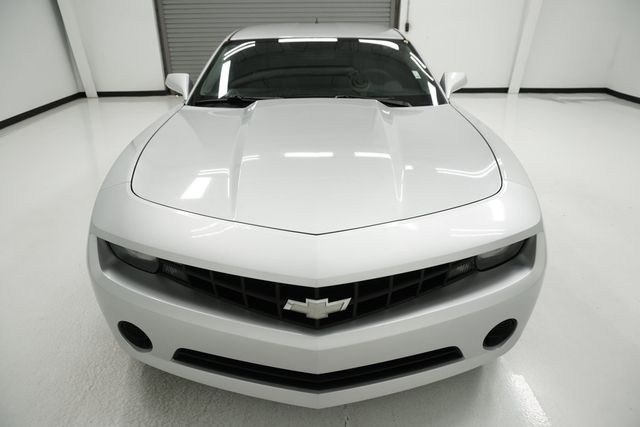 2011 Chevrolet Camaro 2dr Coupe 1LS - 22994941 - 1
