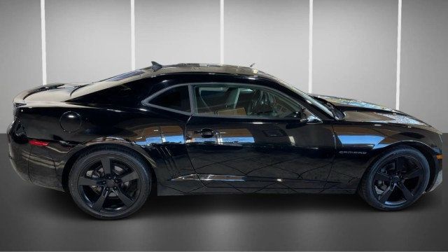 2011 Chevrolet Camaro 2dr Coupe 1LT - 22984880 - 5