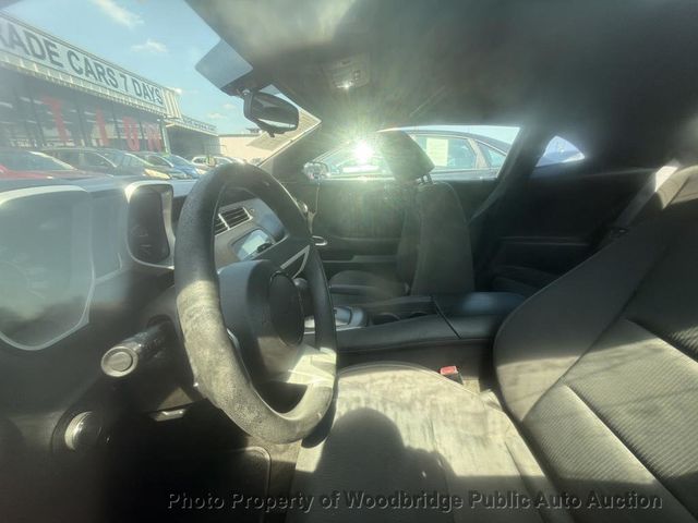 2011 Chevrolet Camaro 2dr Coupe 1LT - 23066366 - 6