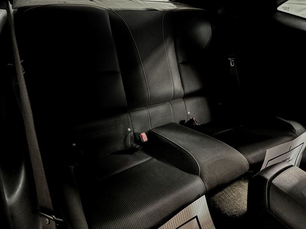 2011 Chevrolet Camaro 2dr Coupe 1LT - 22972091 - 11