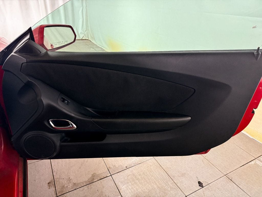 2011 Chevrolet Camaro 2dr Coupe 1LT - 22972091 - 16