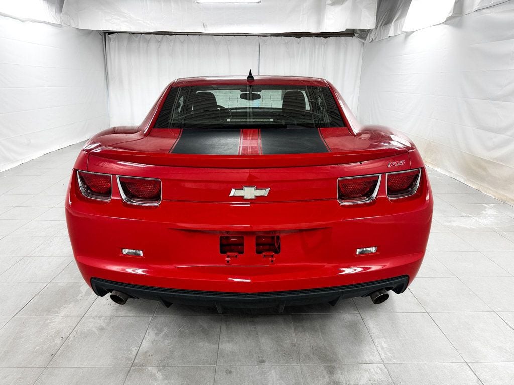 2011 Chevrolet Camaro 2dr Coupe 1LT - 22972091 - 4