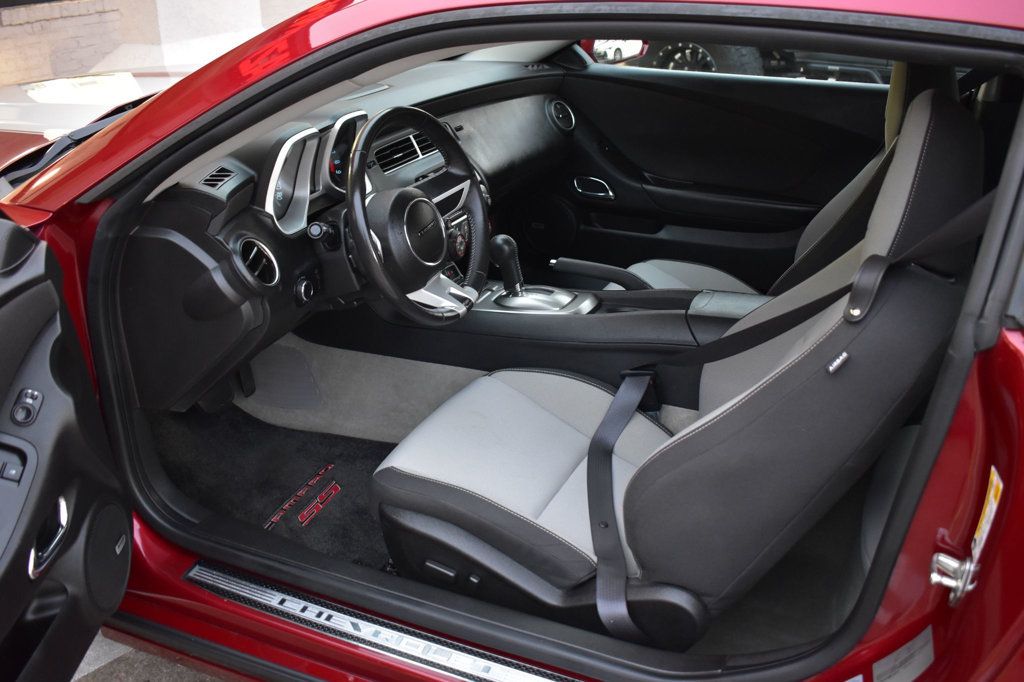 2011 Chevrolet Camaro 2dr Coupe 1SS - 22930730 - 15