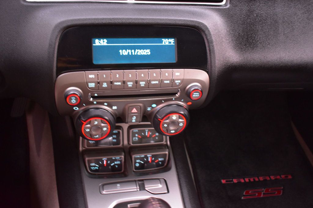 2011 Chevrolet Camaro 2dr Coupe 1SS - 22930730 - 26
