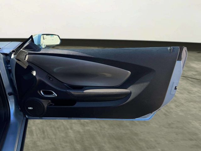 2011 Chevrolet Camaro 2dr Coupe 2LT - 22989550 - 17