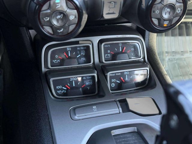 2011 Chevrolet Camaro 2dr Coupe 2LT - 22989550 - 31
