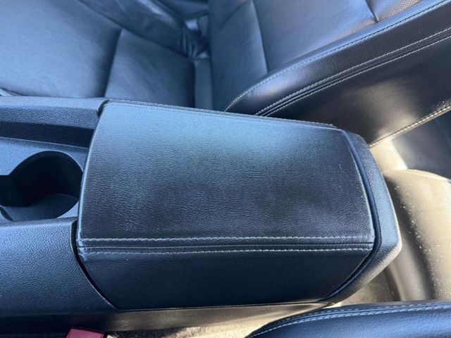 2011 Chevrolet Camaro 2dr Coupe 2LT - 22989550 - 33