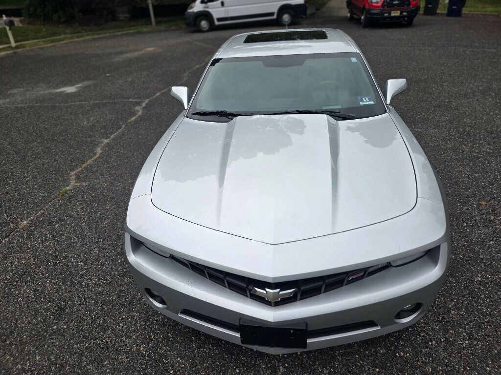 2011 Chevrolet Camaro Coupe 2LT photo 9