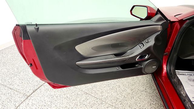 2011 Chevrolet Camaro 2dr Coupe 2LT with Upgraded 19'' Wheels and Remote Start - 22974287 - 9