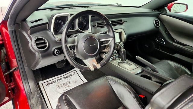 2011 Chevrolet Camaro 2dr Coupe 2LT with Upgraded 19'' Wheels and Remote Start - 22974287 - 10