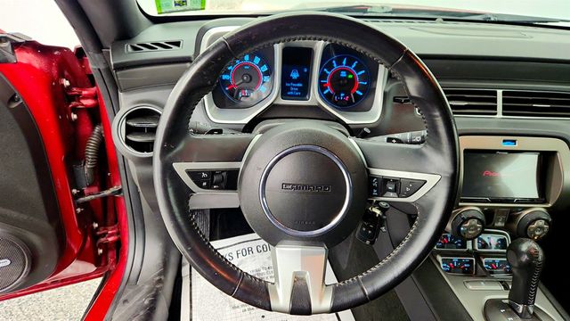 2011 Chevrolet Camaro 2dr Coupe 2LT with Upgraded 19'' Wheels and Remote Start - 22974287 - 11