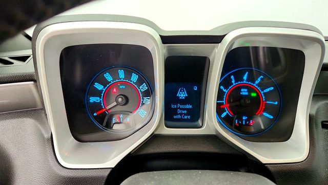 2011 Chevrolet Camaro 2dr Coupe 2LT with Upgraded 19'' Wheels and Remote Start - 22974287 - 12