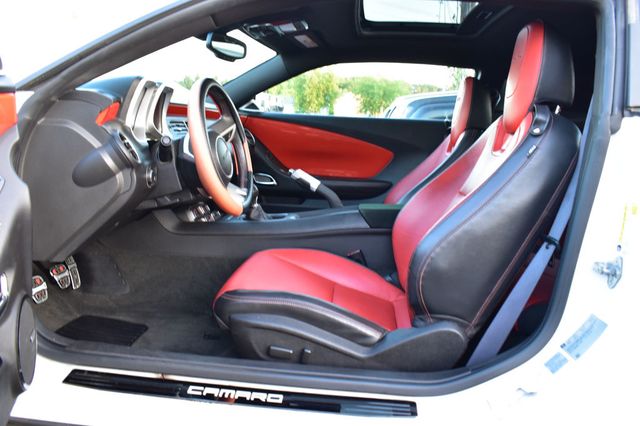 2011 Chevrolet Camaro 2dr Coupe 2SS - 23058469 - 14