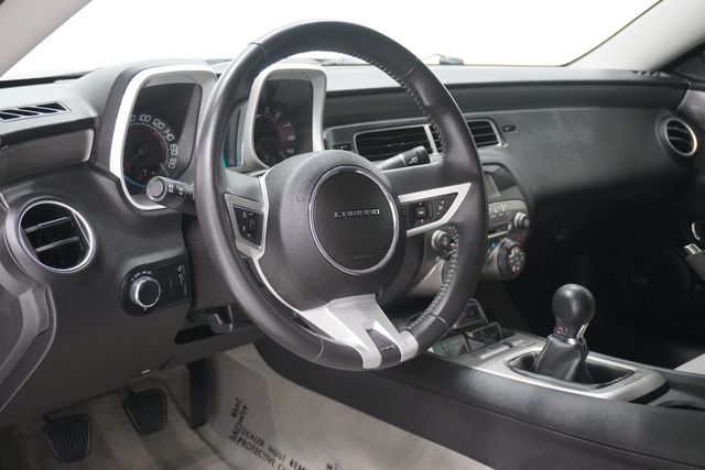 2011 Chevrolet Camaro 2dr Coupe 2SS - 23032801 - 9