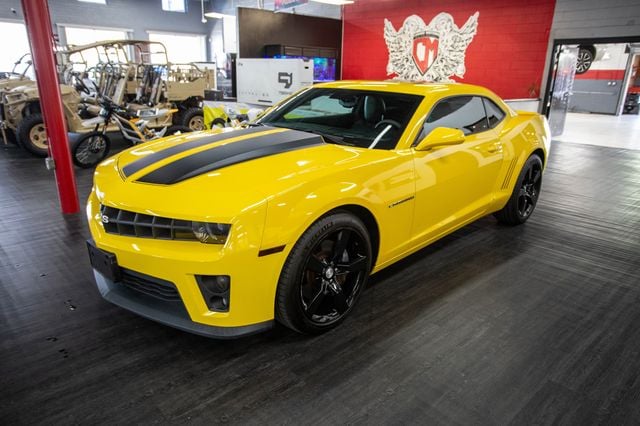 2011 Chevrolet Camaro 2dr Coupe 2SS - 23029840 - 1