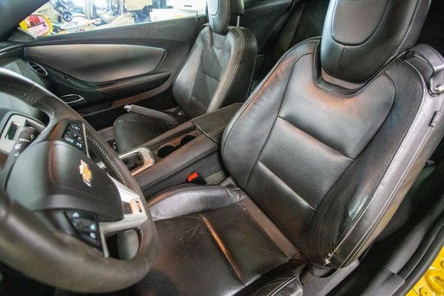 2011 Chevrolet Camaro 2dr Coupe 2SS - 23029840 - 3