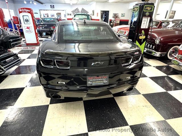 2011 Chevrolet Camaro 2dr Coupe 2SS - 23027930 - 44