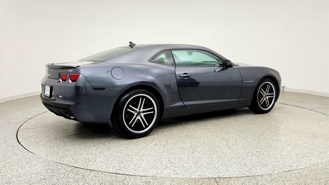2011 Chevrolet Camaro 2LT Coupe w/ RS Package, Silver Stripes & Remote Start - 23040237 - 4