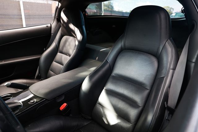 2011 Chevrolet Corvette 2dr Coupe w/1LT - 22963622 - 8