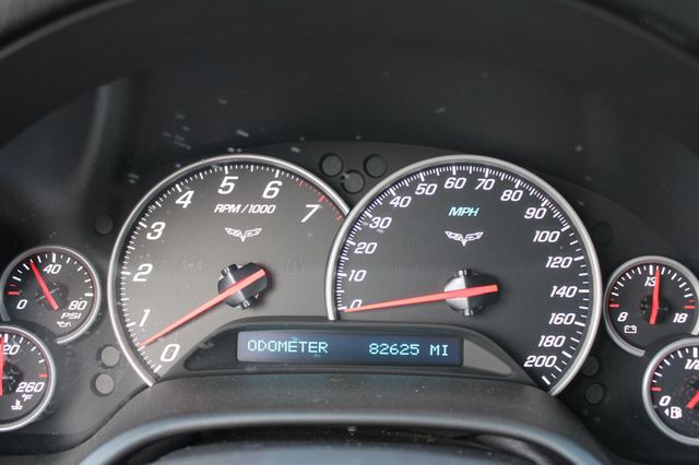 2011 Chevrolet Corvette 2dr Coupe w/2LT - 22962873 - 25