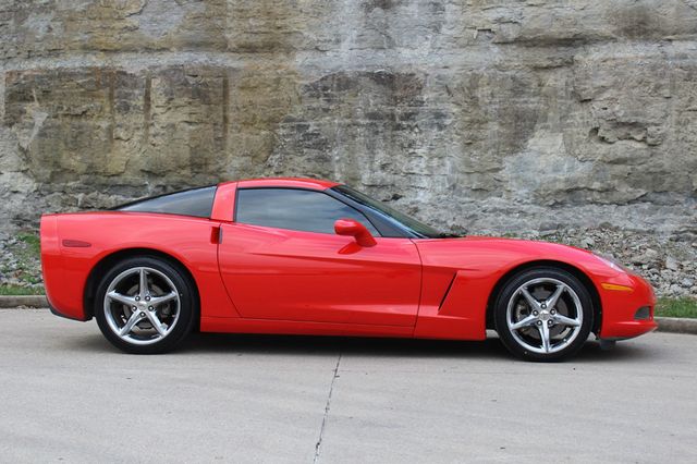 2011 Chevrolet Corvette 2dr Coupe w/2LT - 22962873 - 3