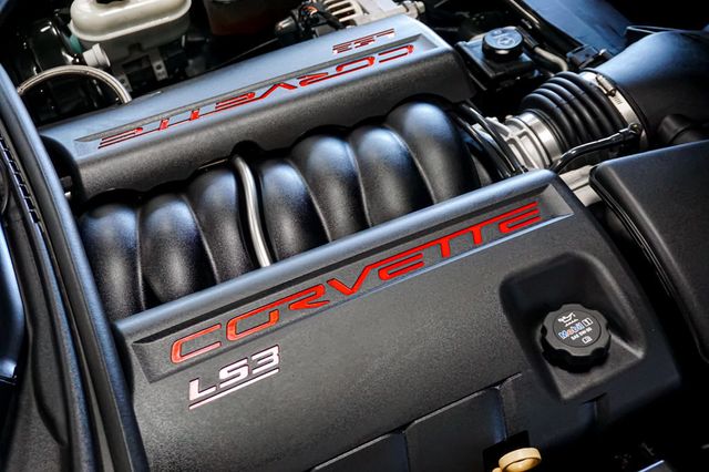 2011 Chevrolet Corvette *Z16 Grand Sport 2LT* *Convertible* *Only 18k Miles* - 22835954 - 65