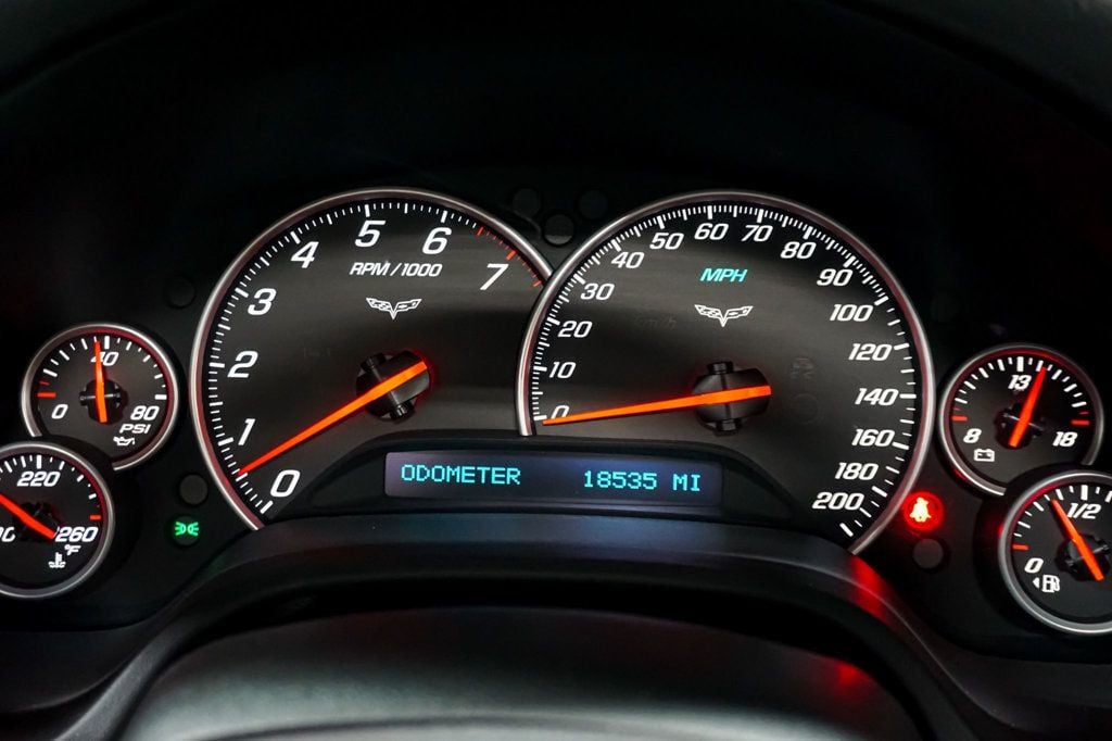 2011 Chevrolet Corvette *Z16 Grand Sport 2LT* *Convertible* *Only 18k Miles* - 22997490 - 24