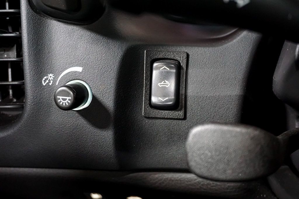 2011 Chevrolet Corvette *Z16 Grand Sport 2LT* *Convertible* *Only 18k Miles* - 22997490 - 82