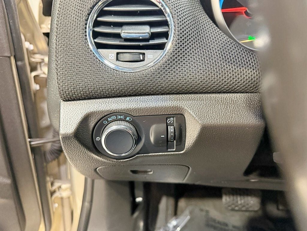 2011 Chevrolet CRUZE 4dr Sedan ECO w/1XF - 22952206 - 12