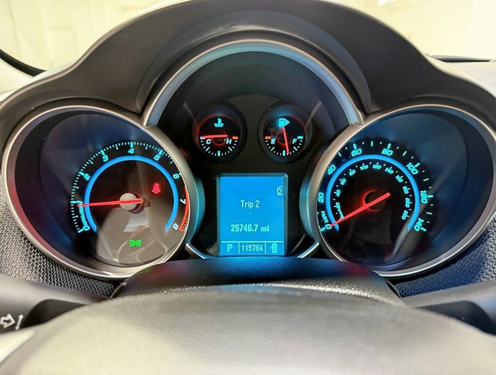 2011 Chevrolet CRUZE 4dr Sedan ECO w/1XF - 22952206 - 13