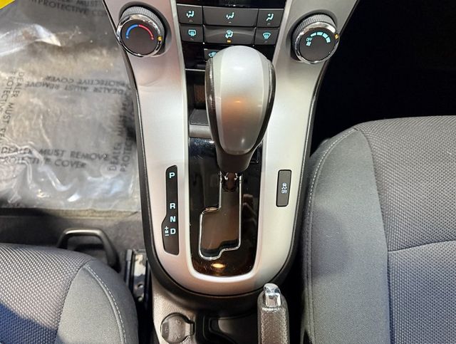 2011 Chevrolet CRUZE 4dr Sedan ECO w/1XF - 22952206 - 17