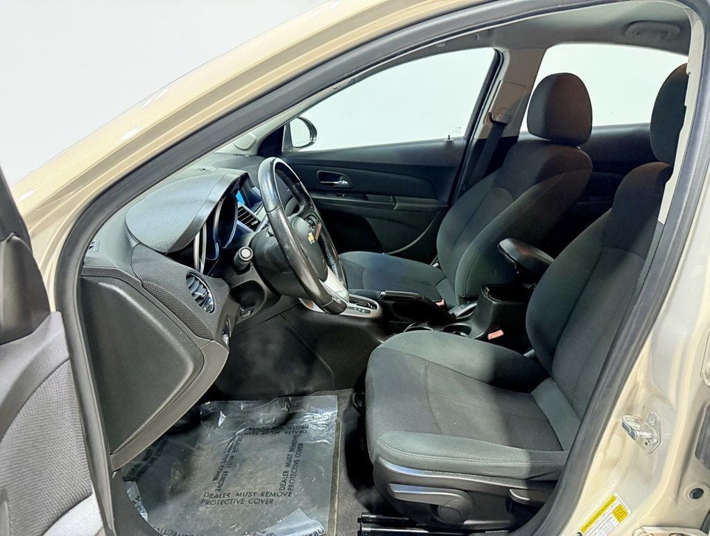 2011 Chevrolet CRUZE 4dr Sedan ECO w/1XF - 22952206 - 18