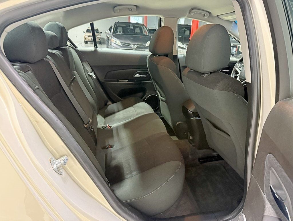 2011 Chevrolet CRUZE 4dr Sedan ECO w/1XF - 22952206 - 27