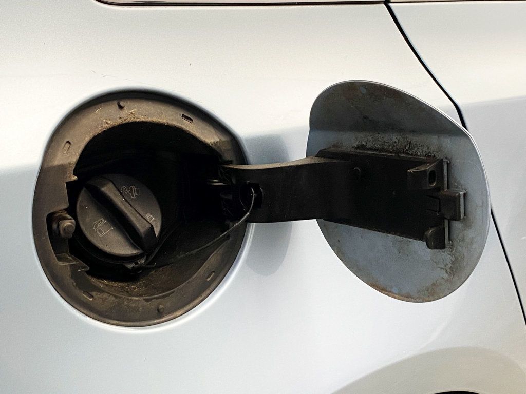 2011 Chevrolet CRUZE 4dr Sedan LS - 22938136 - 12