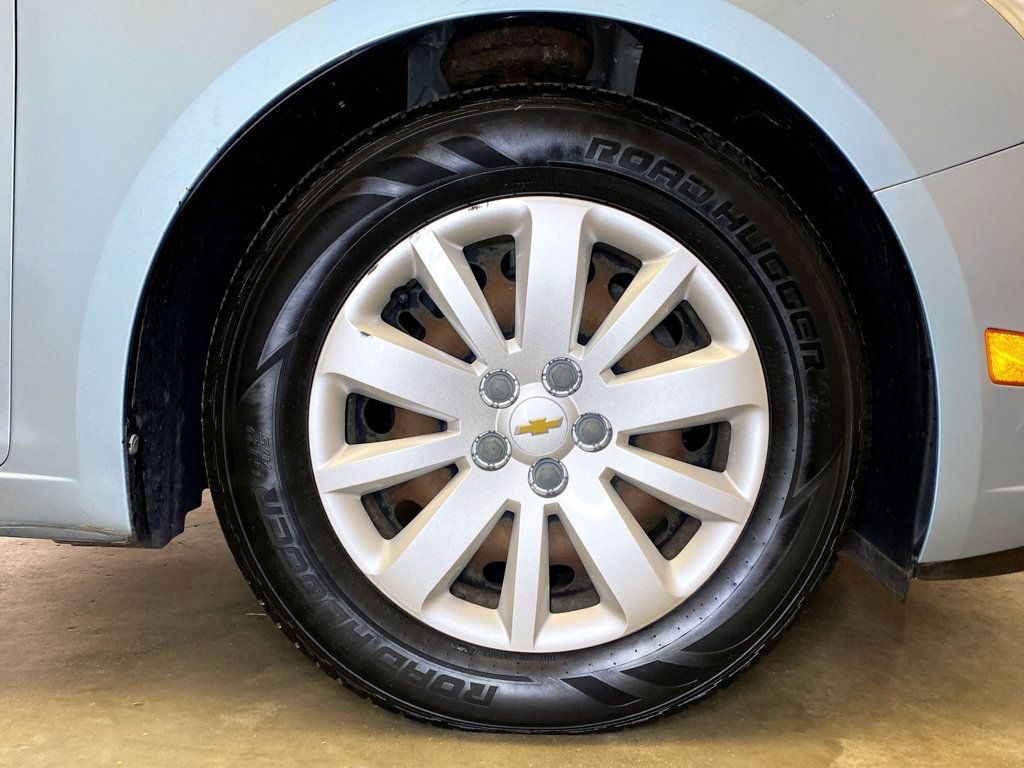 2011 Chevrolet CRUZE 4dr Sedan LS - 22938136 - 52